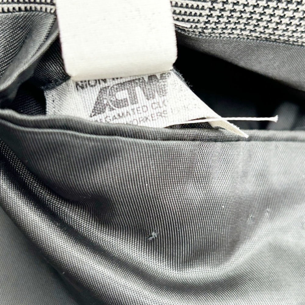 Vtg BROOKS BROTHERS Men’s Black Houndstooth Single Breasted Sport Coat Sz 44R - Picture 9 of 9